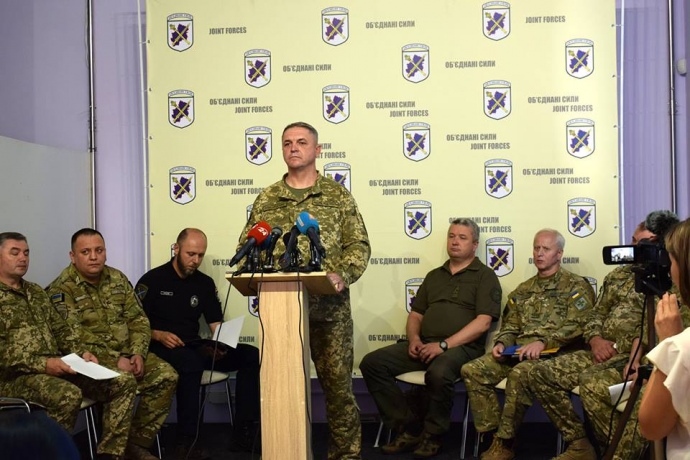 Командование Операции объединенных сил приостановило деятельность гуманитарно-логистического центра на контрольном пункте въезда-выезда майорских в Донецкой области