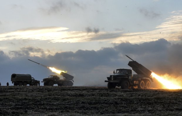 Украинские военные Вооруженных сил провели операцию на Донбассе, в рамках которой точным ударом уничтожили технику пророссийских   боевиков   и ранили одного оккупанта