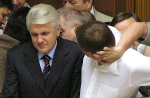 фото ВР   Избрание Владимира Литвина на его четвертый депутатский срок станет живым памятником админресурса, который действует в современной Украине